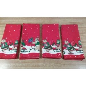Vintage Set of 4 Christmas Napkins by Sunweave Linen Corporation